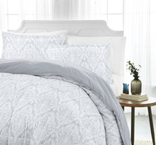 Load image into Gallery viewer, English Countryside Reversible Down-Alternative Comforter Set